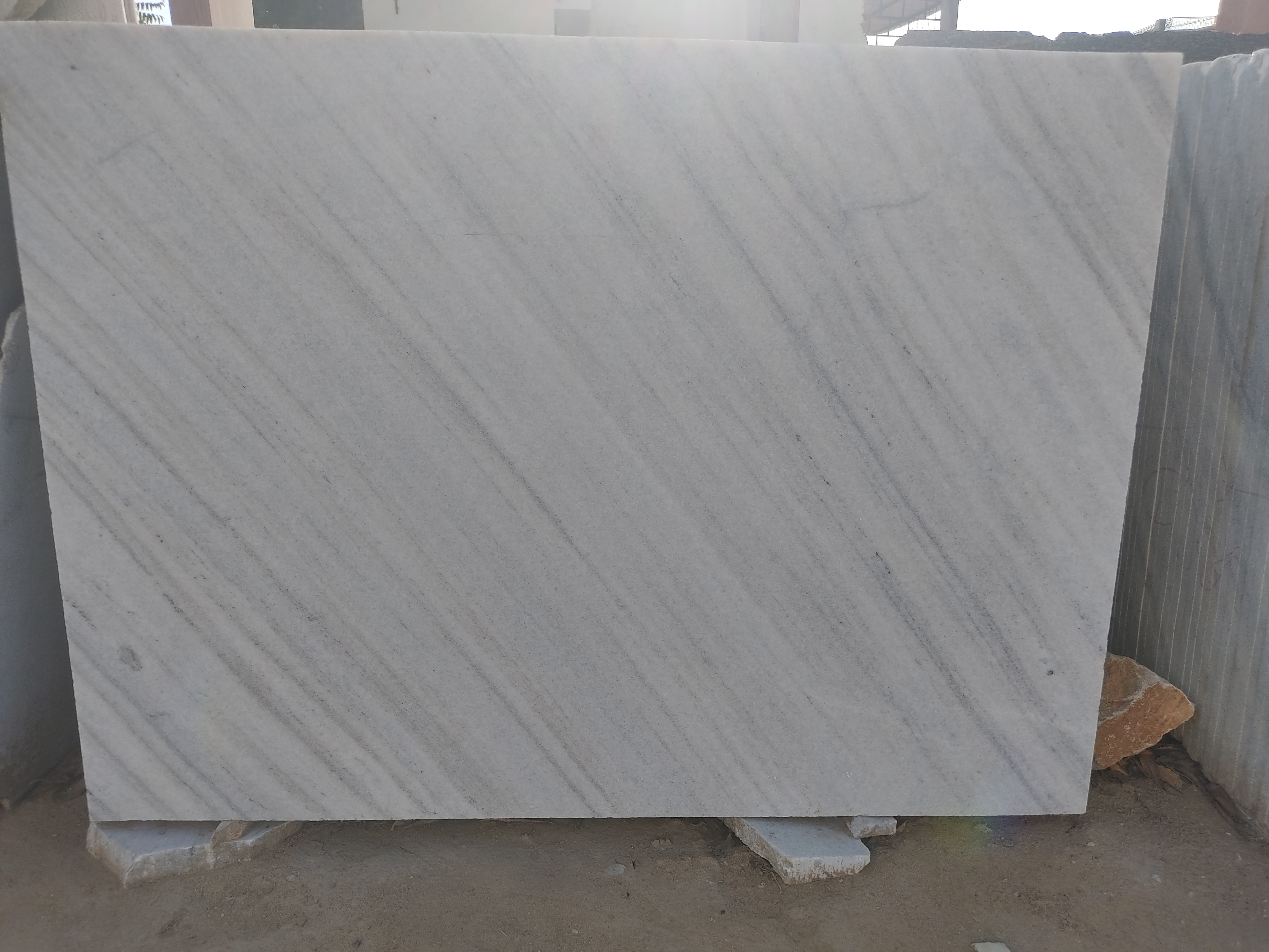 White Makrana Kumari Marble Slab Manufacturers