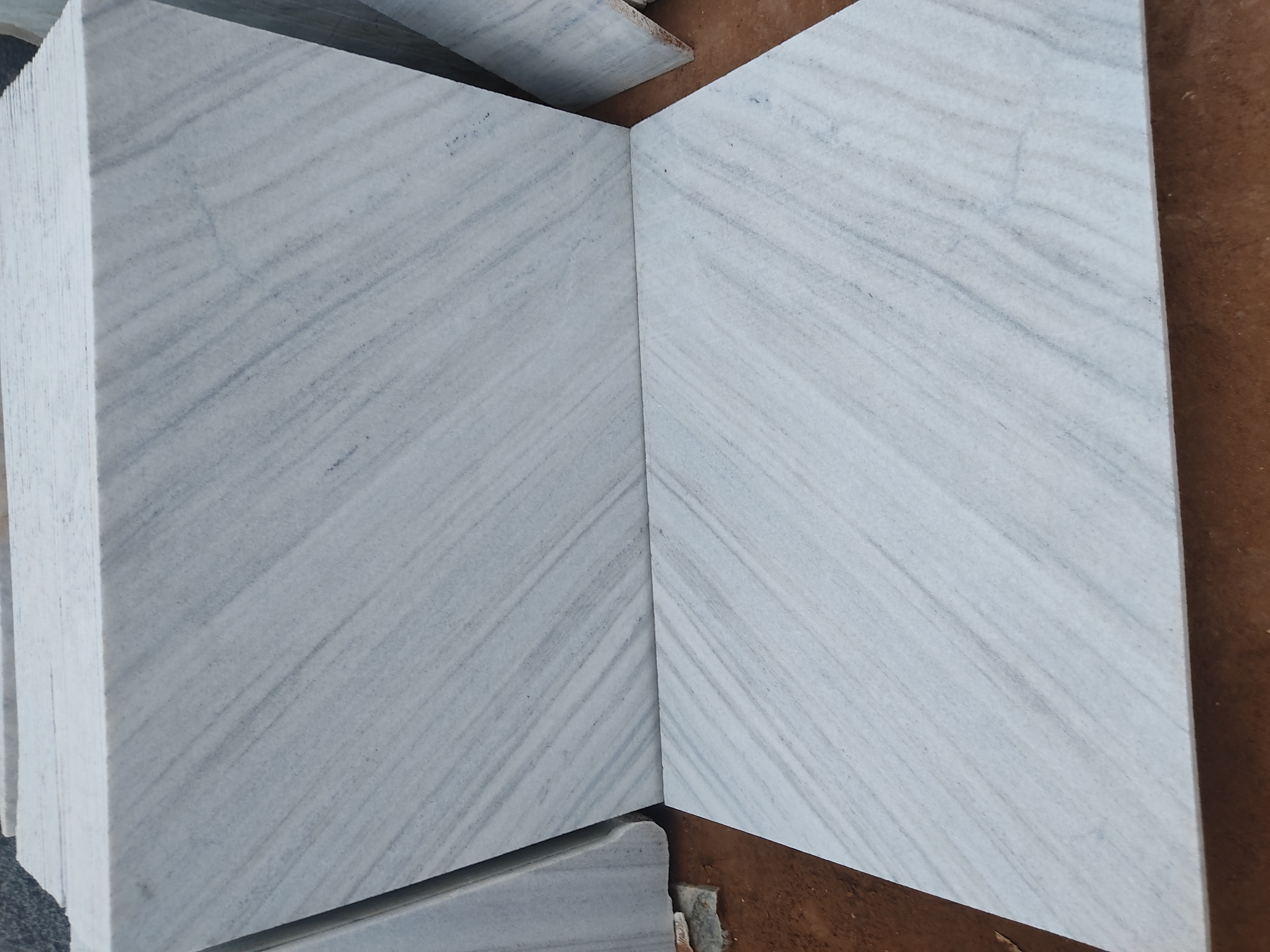 White Makrana Kumari Marble Slab Manufacturers