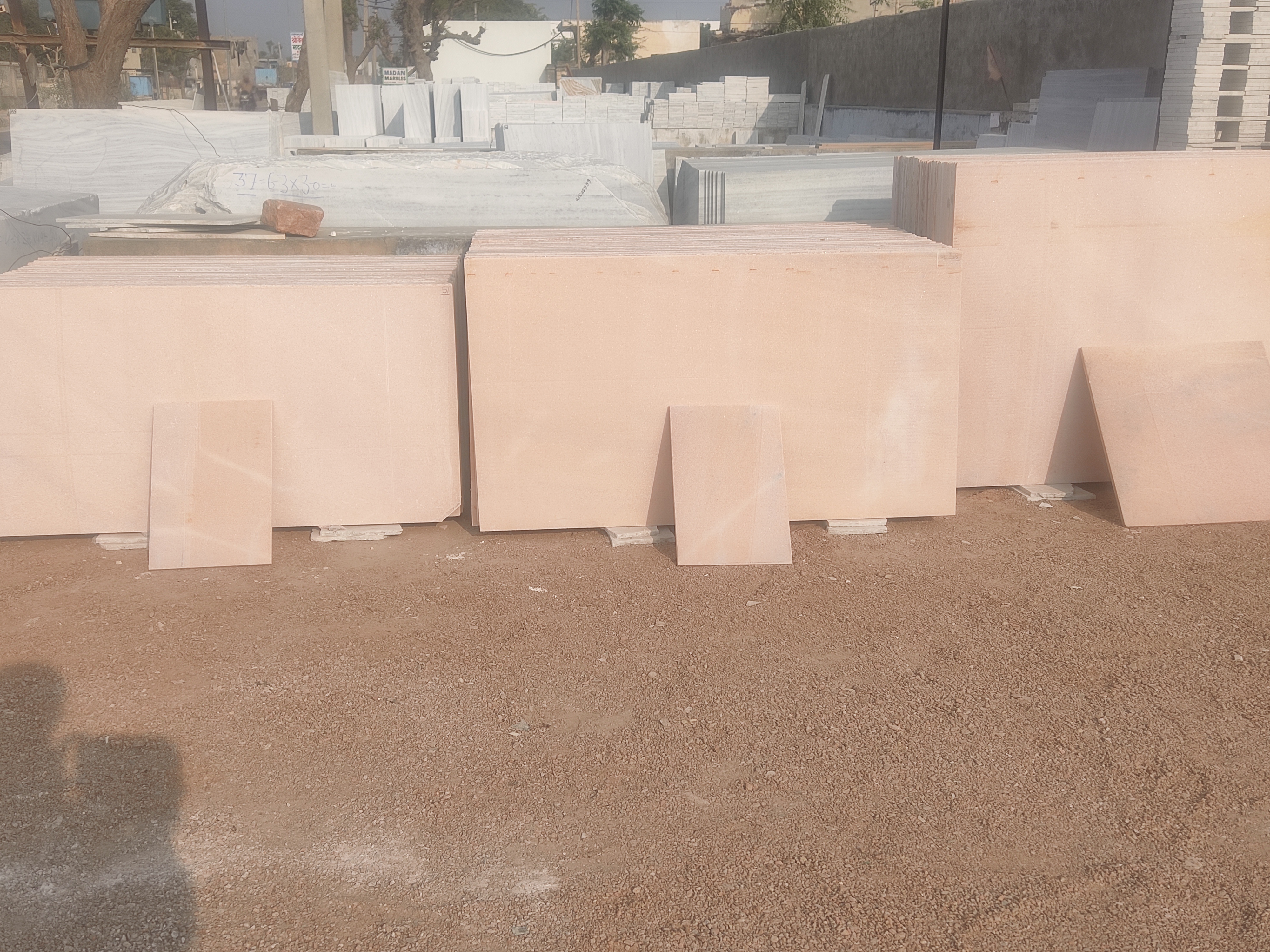 Makrana Pink Marble Manufacturers