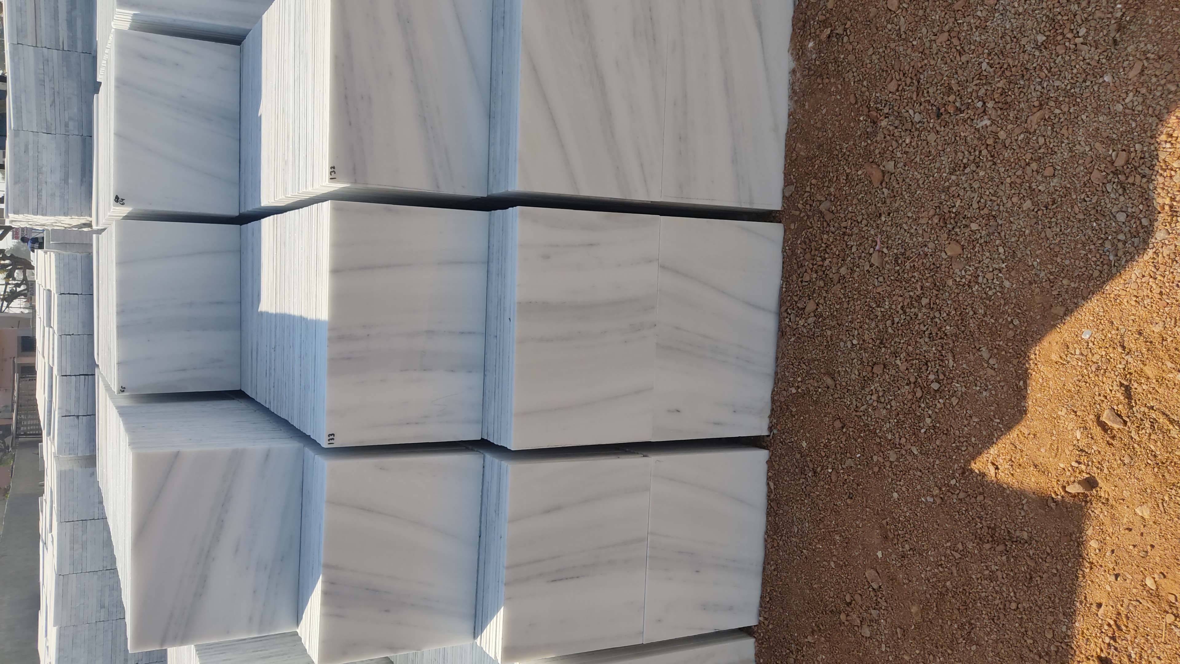 Makrana Dungri White Marble Manufacturers